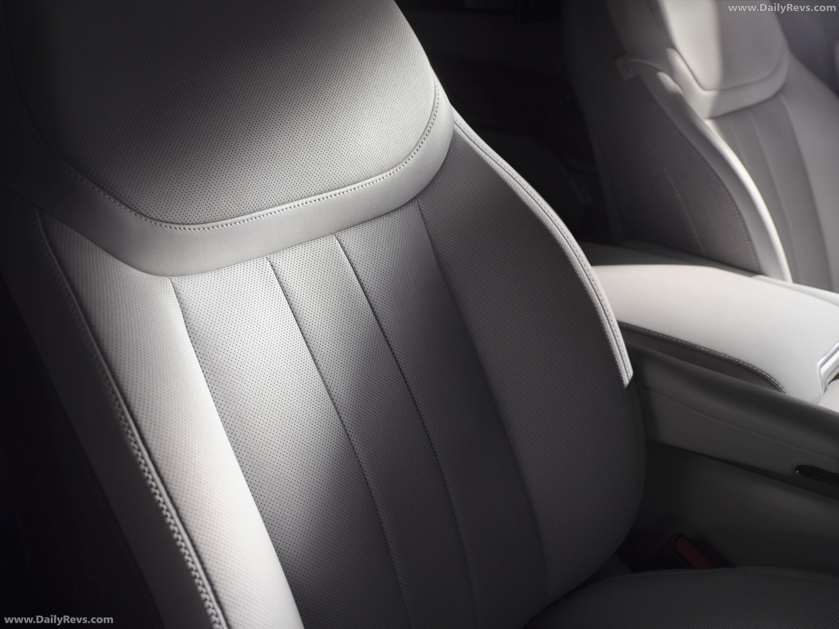 2027 Land Rover Range Rover Electric Interior